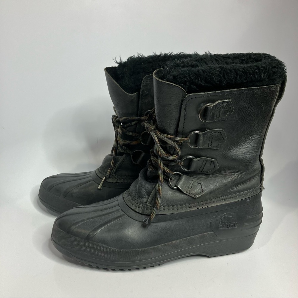 Vintage Sorel waterproof lace up boots size 8
